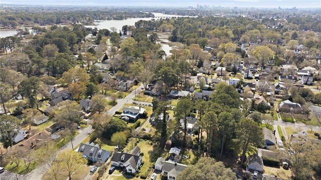 156 Sir Oliver RD, Norfolk, VA 23505