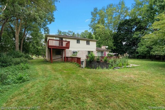 1569 Orchard Lane, Bloomfield Hills, MI 48301