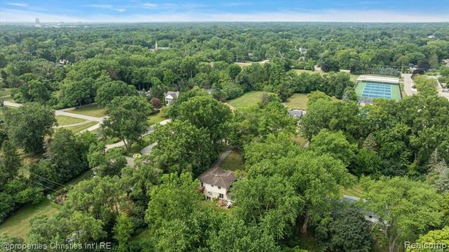 1569 Orchard Lane, Bloomfield Hills, MI 48301