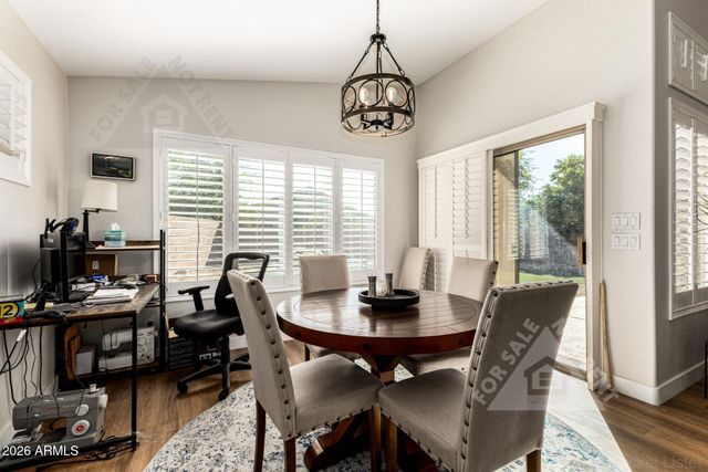 275 W ORIOLE Way, Chandler, AZ 85286