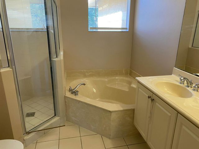 4366 Berkshire Wharf Drive, Lake Worth, FL 33461