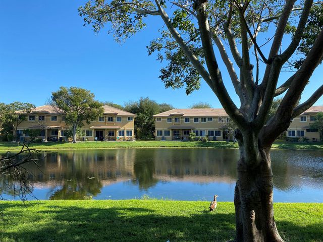 4366 Berkshire Wharf Drive, Lake Worth, FL 33461