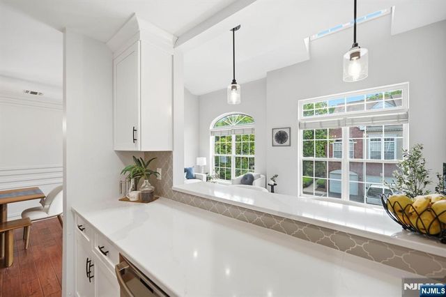 281 Riverwalk Way 160, Clifton, NJ 07014