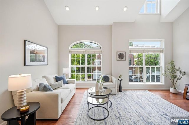 281 Riverwalk Way 160, Clifton, NJ 07014