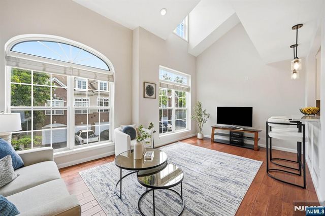 281 Riverwalk Way 160, Clifton, NJ 07014