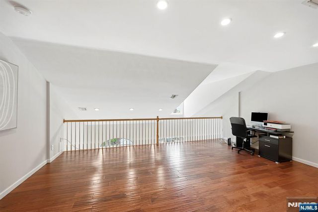 281 Riverwalk Way 160, Clifton, NJ 07014