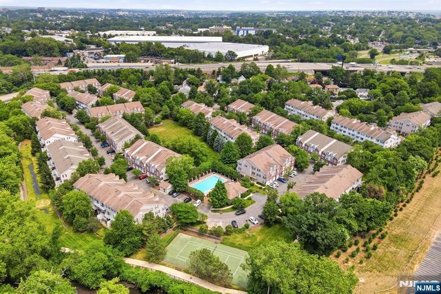 281 Riverwalk Way 160, Clifton, NJ 07014