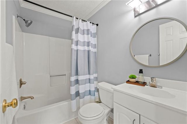 1020 Forest Park Lane, Suwanee, GA 30024