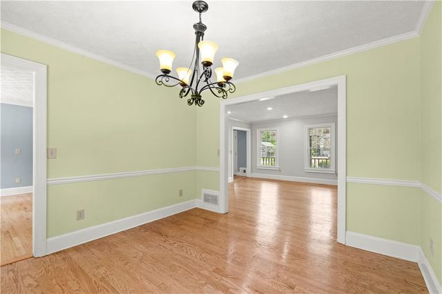 1020 Forest Park Lane, Suwanee, GA 30024