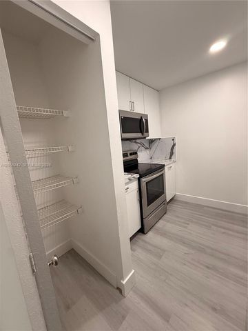 8240 SW 210th Street 203, Cutler Bay, FL 33189