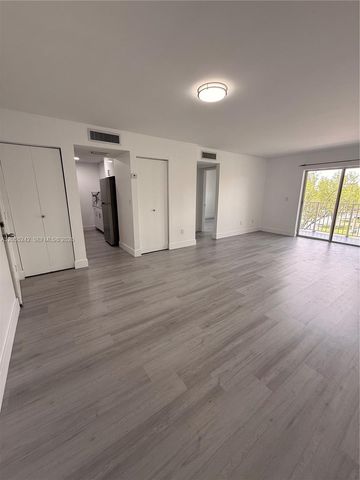 8240 SW 210th Street 203, Cutler Bay, FL 33189