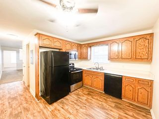 120 Ballygar St Apt F, Clarksville, TN 37043