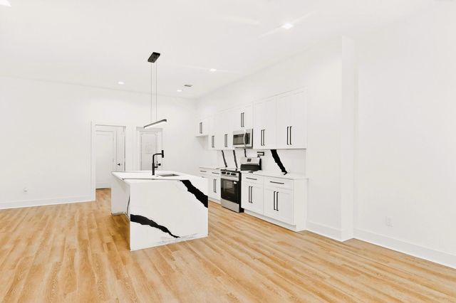 1218 Grant Street, Dallas, TX 75203