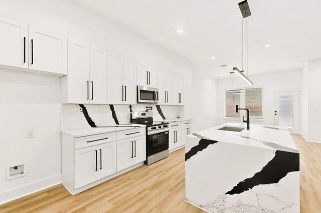 1218 Grant Street, Dallas, TX 75203