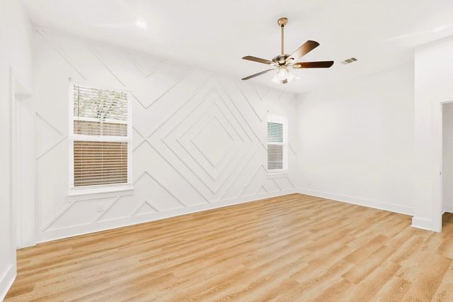 1218 Grant Street, Dallas, TX 75203