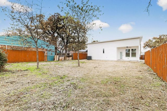 1218 Grant Street, Dallas, TX 75203