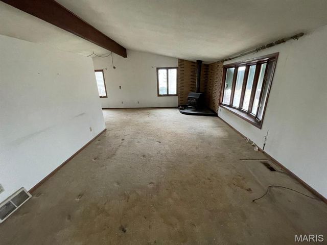 24535 Us Highway 67, Jerseyville, IL 62052