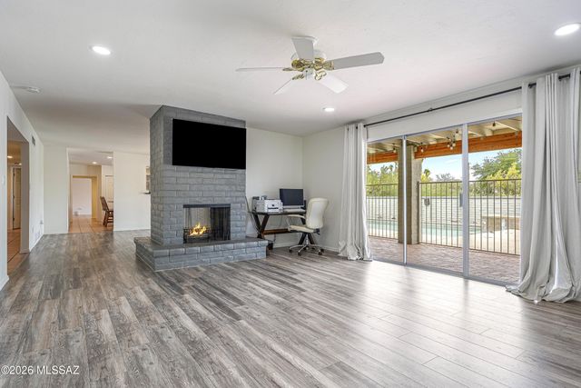 1932 W Harran Circle, Tucson, AZ 85704