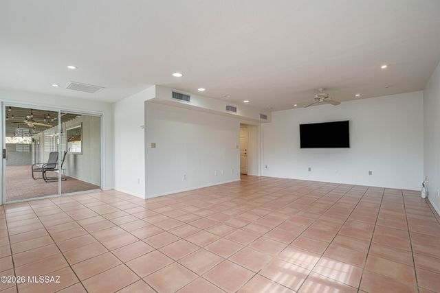 1932 W Harran Circle, Tucson, AZ 85704