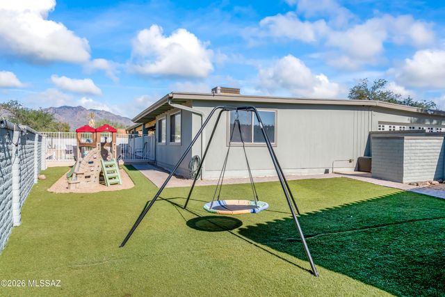 1932 W Harran Circle, Tucson, AZ 85704