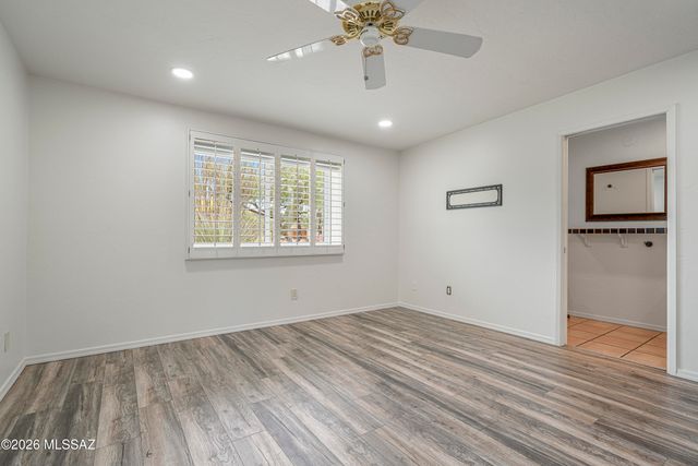 1932 W Harran Circle, Tucson, AZ 85704