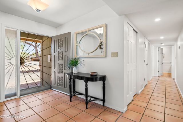 1932 W Harran Circle, Tucson, AZ 85704