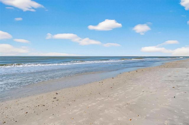 680 71ST AVENUE 5, St Pete Beach, FL 33706