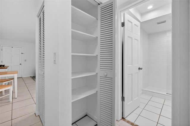 680 71ST AVENUE 5, St Pete Beach, FL 33706