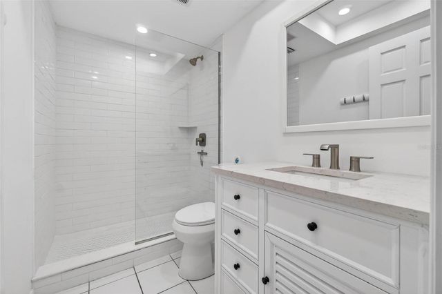 680 71ST AVENUE 5, St Pete Beach, FL 33706