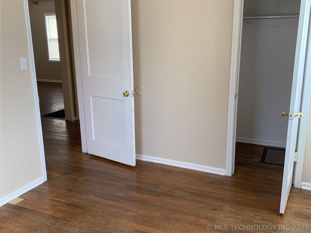 220 S 70th East Avenue, Tulsa, OK 74112