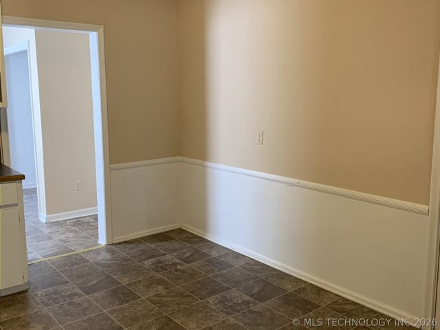 220 S 70th East Avenue, Tulsa, OK 74112