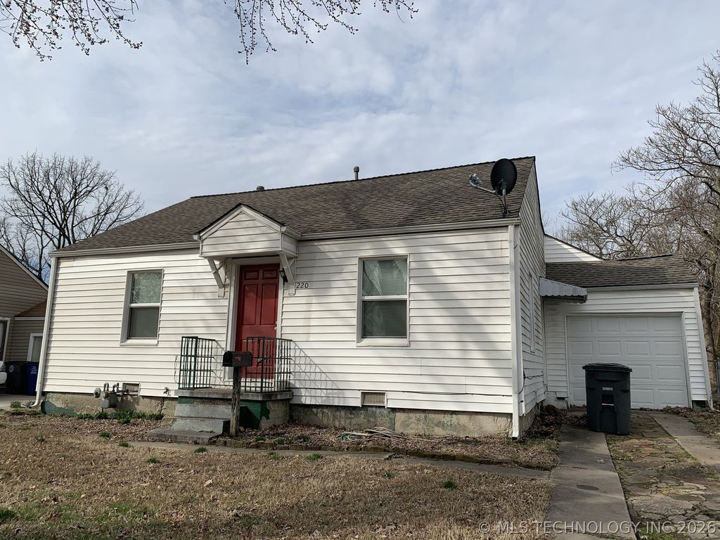 220 S 70th East Avenue, Tulsa, OK 74112