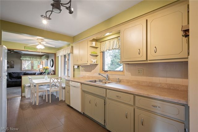 2441 Vezber Drive, Seven Hills, OH 44131