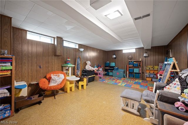 2441 Vezber Drive, Seven Hills, OH 44131