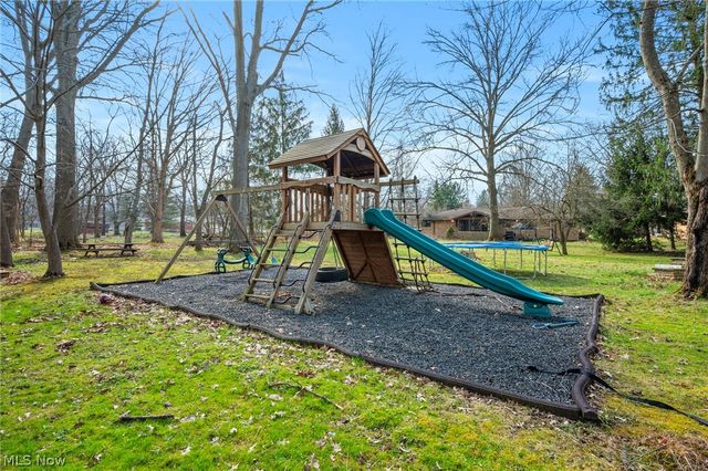 2441 Vezber Drive, Seven Hills, OH 44131