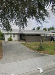 221 Cape Coral PKWY E, Cape Coral, FL 33904