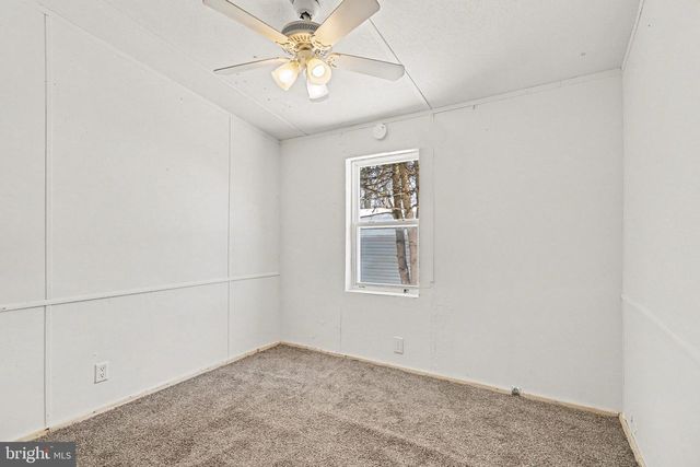 14 LAURA CT, Quarryville, PA 17566