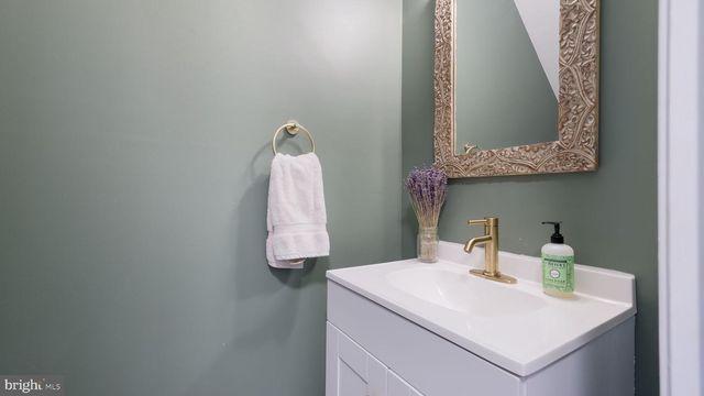 8 PROVIDENCE AVE, Doylestown, PA 18901