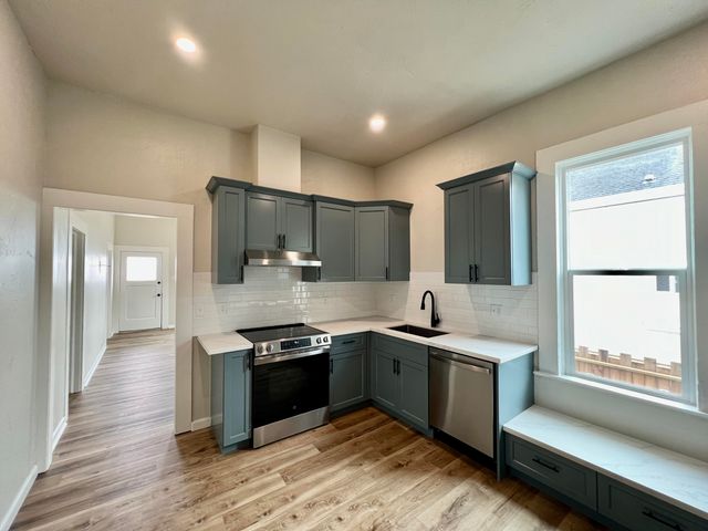 21 Bay View Avenue, Samoa Peninsula, CA 95564