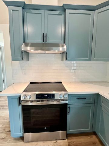 21 Bay View Avenue, Samoa Peninsula, CA 95564