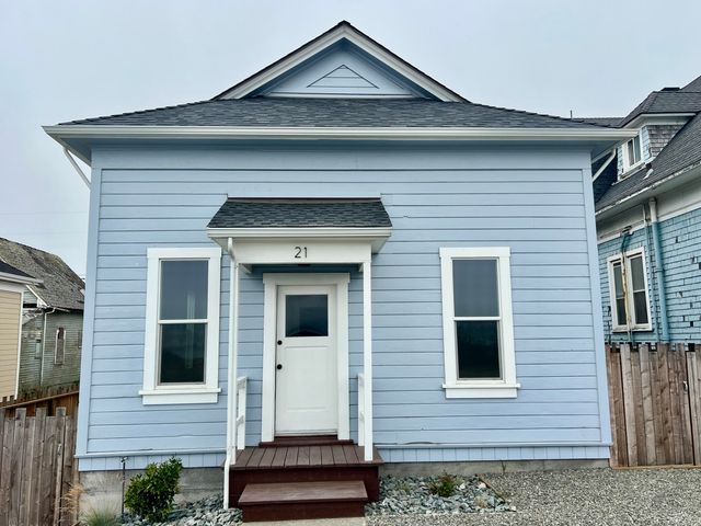 21 Bay View Avenue, Samoa Peninsula, CA 95564