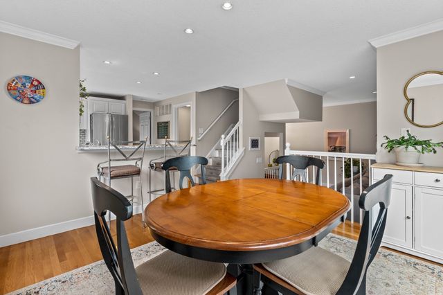 64 Maple St A, Canton, MA 02021
