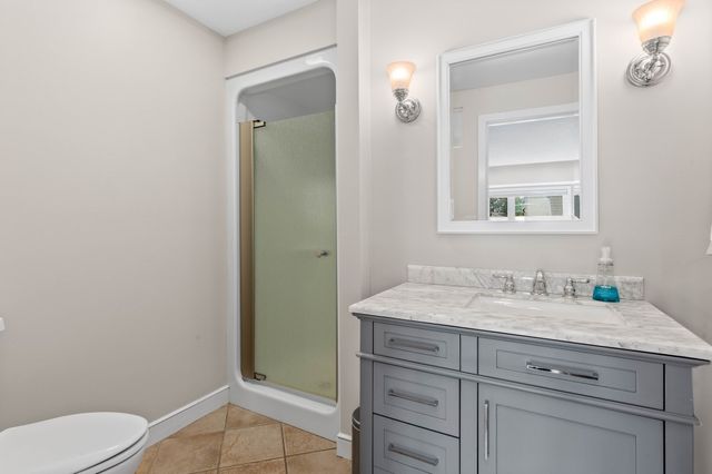 64 Maple St A, Canton, MA 02021