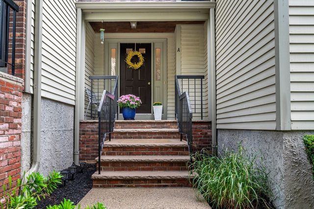 64 Maple St A, Canton, MA 02021