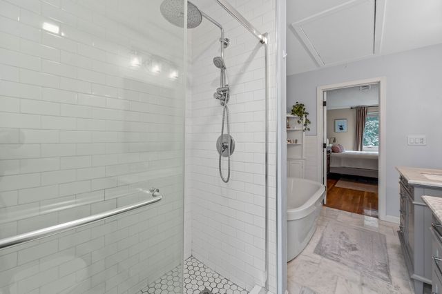 64 Maple St A, Canton, MA 02021