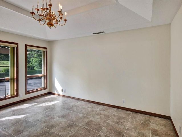 7000 S Buckner Tarsney Road, Oak Grove, MO 64075