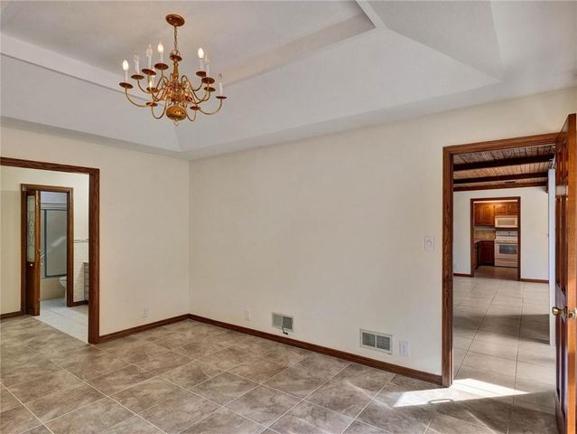 7000 S Buckner Tarsney Road, Oak Grove, MO 64075