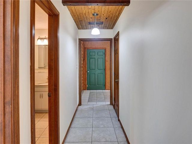 7000 S Buckner Tarsney Road, Oak Grove, MO 64075