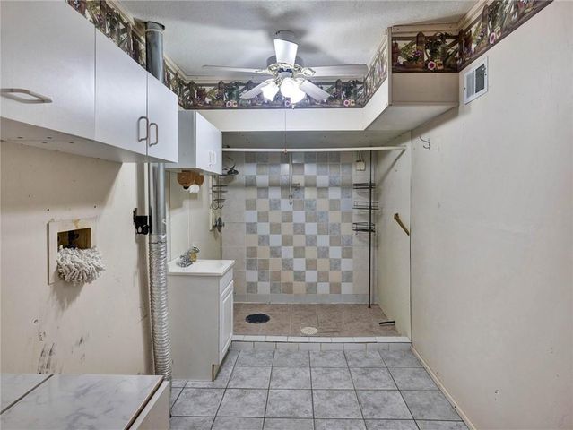 7000 S Buckner Tarsney Road, Oak Grove, MO 64075