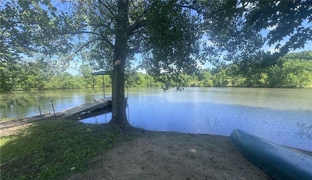7000 S Buckner Tarsney Road, Oak Grove, MO 64075